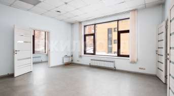 Романова, Офис